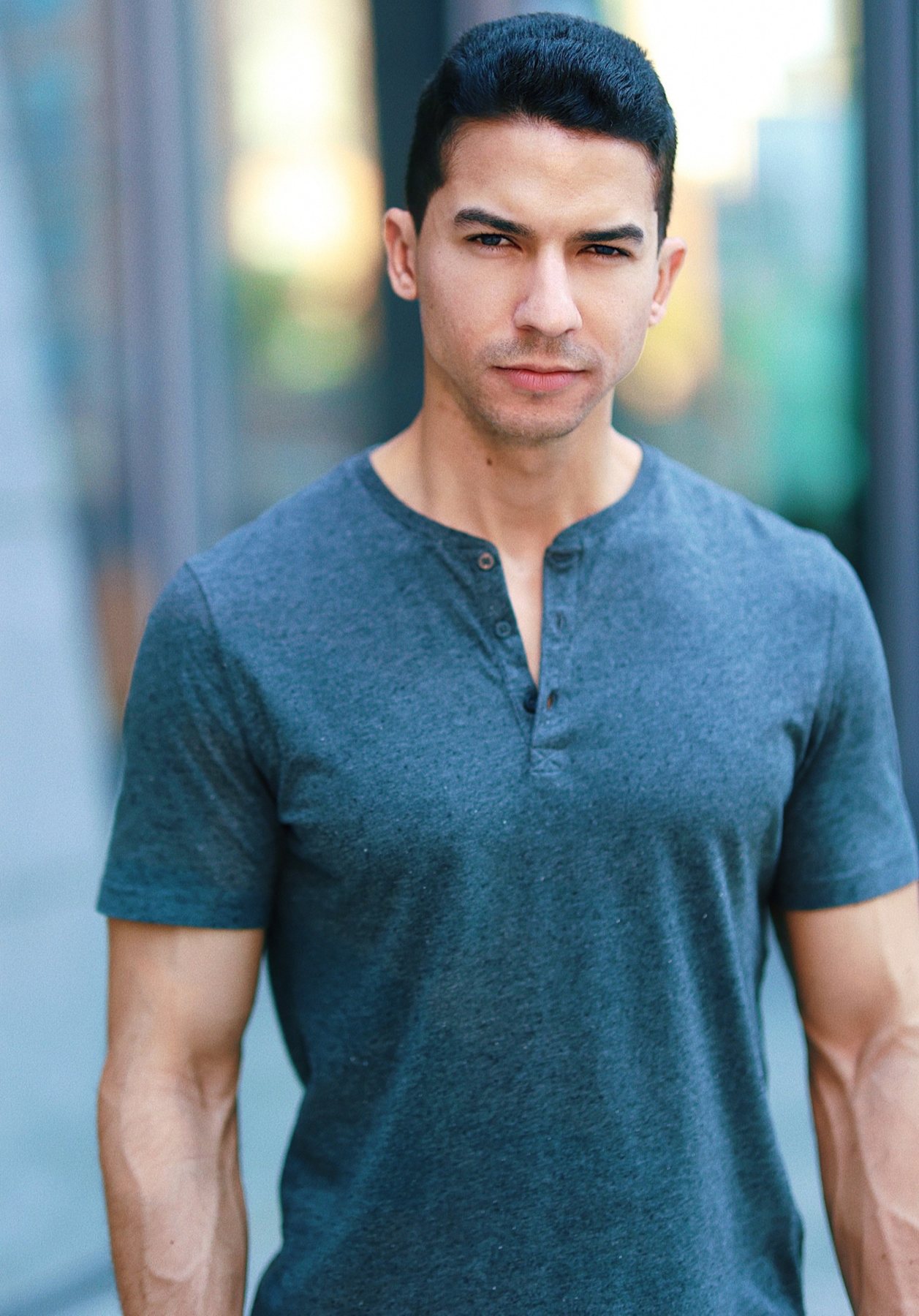 Steven Staine Fernández · Acting portfolio photograph 1